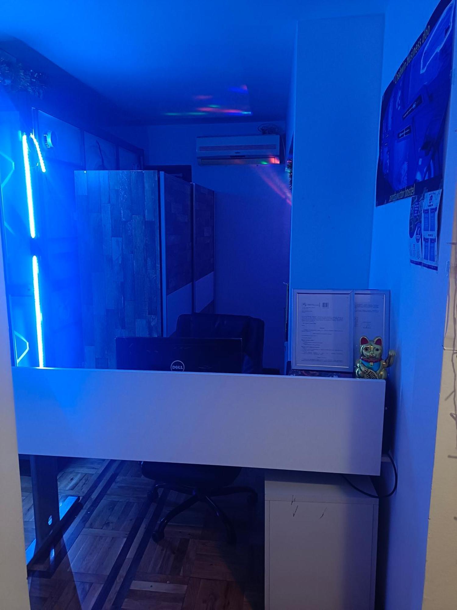 Panda Victor Space Capsule Hostel-Neo Nomad Beograd Eksteriør bilde