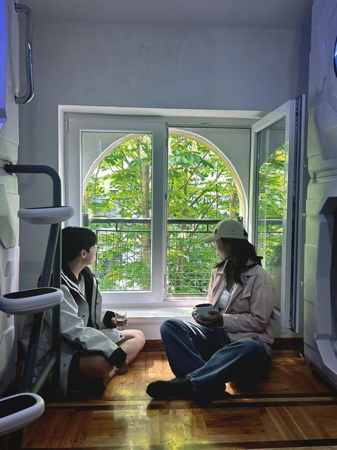 Panda Victor Space Capsule Hostel-Neo Nomad Beograd Eksteriør bilde